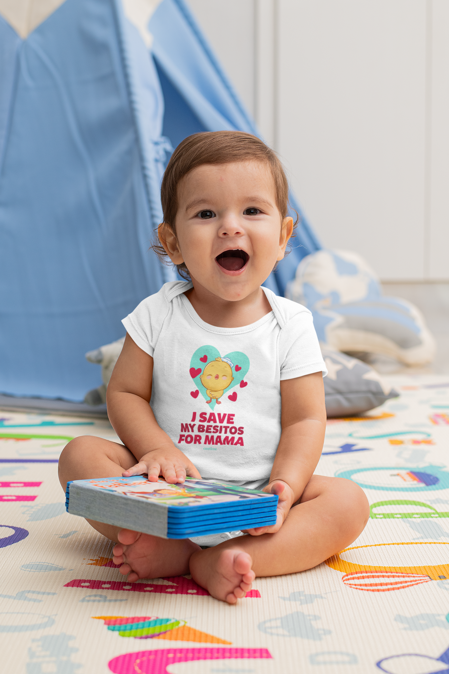 I Save my Besitos for Mama Onesie - Green