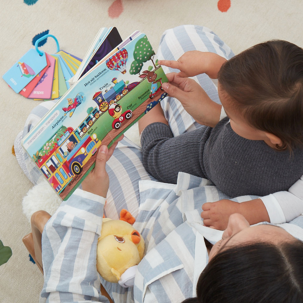 Bilingual First Words / Primeras Palabras On-the-Go Kit