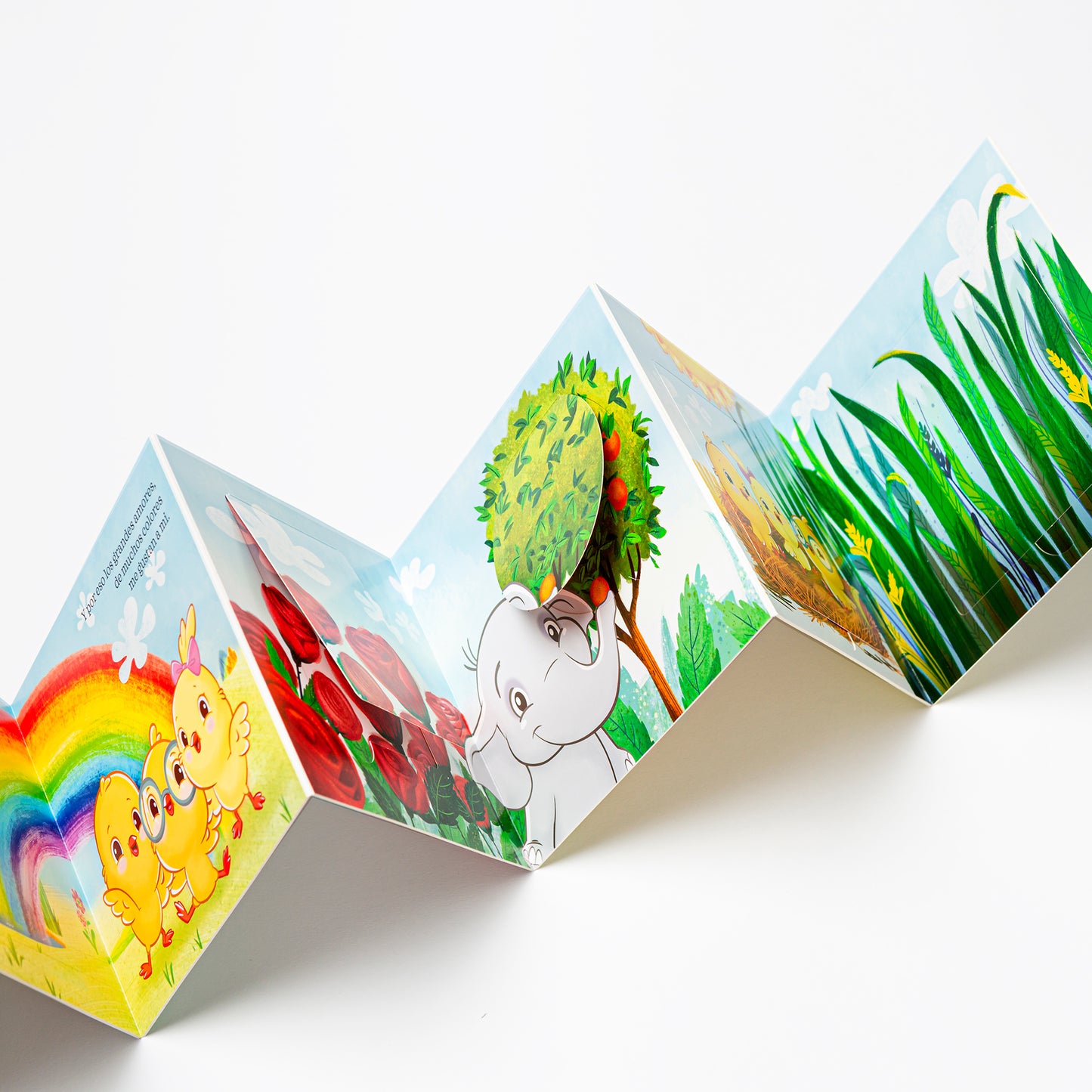 All the Colors / De Colores, Flip & Play Bilingual Book