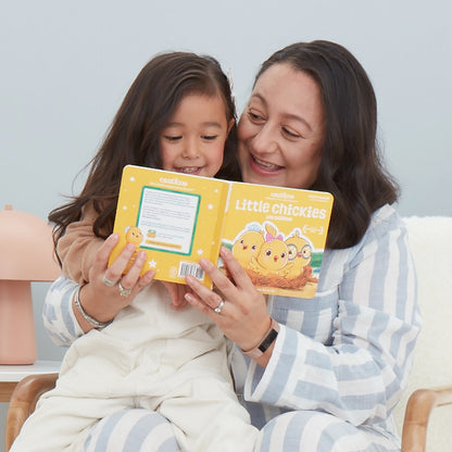 Los Pollitos / Little Chickies